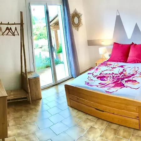 Classe 4 Etoiles Avec Jacuzzi Sauna Et Vue Sur Le Canigou Fuilla